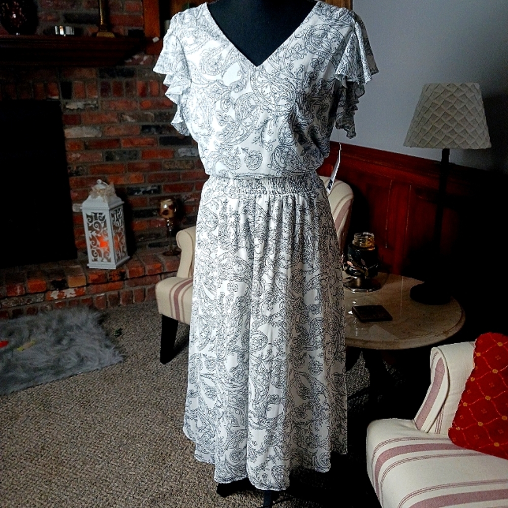 Everlily Women Short Sleeve Floral Dress Size XL blk/white paisley